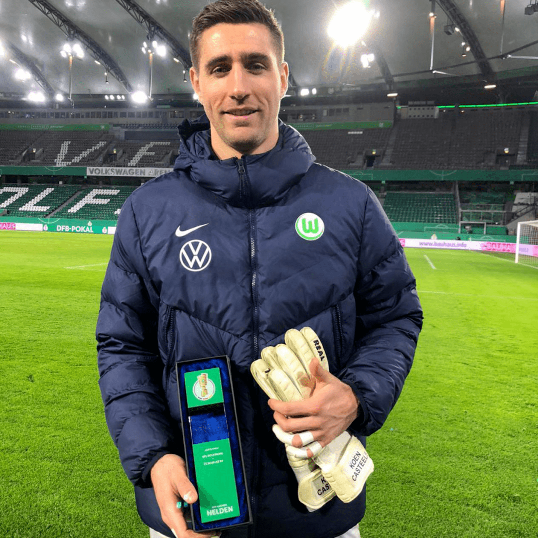 德国杯倒计时，上海海港加时末段防线松动，细节引发关注，压力陡增，赛季目标并未改变