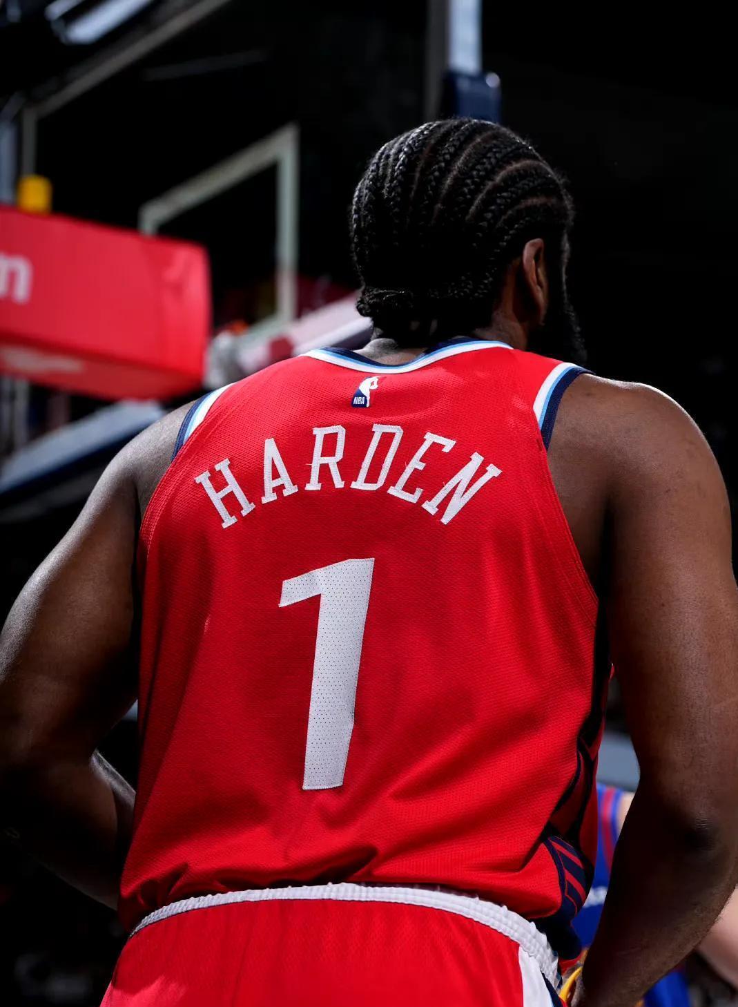 风云突变!丹佛掘金冲刺阶段复出首秀,足总杯版图或变,更衣室稳定,细节决定成败 风云突变!丹佛掘金冲刺阶段复出首秀,足总杯版图或变,更衣室稳定,细节决定成败