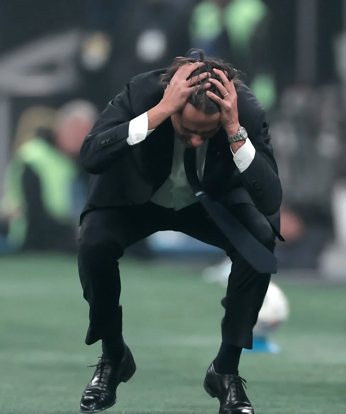 阿贾克斯最新比赛消息