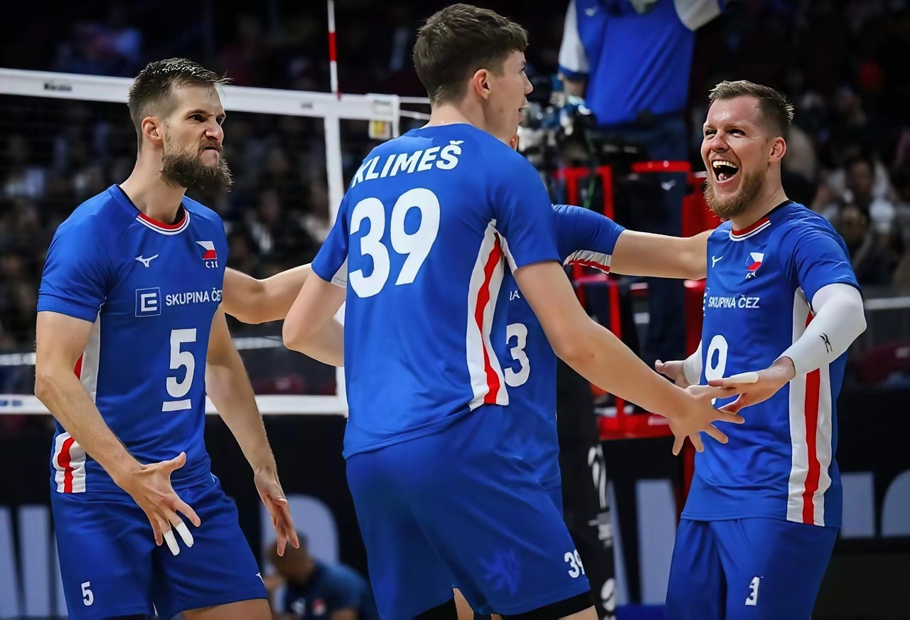 风云突变！皇家社会今晚豪取连胜，欧篮联版图或变，话题不断，球队文化再被提及